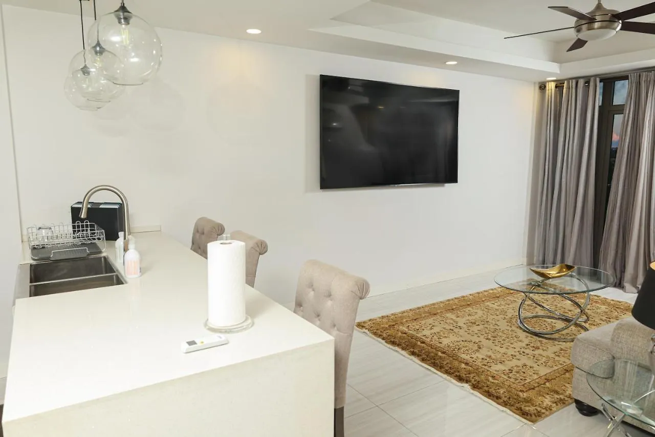 Bella Studio Apartments - Chic Suite كينغستون جامايكا